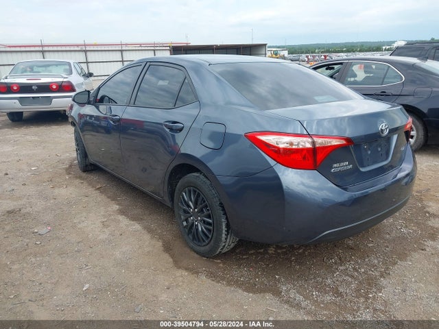 Toyota COROLLA LE 2017 5YFBURHE9HP651906 Image 3