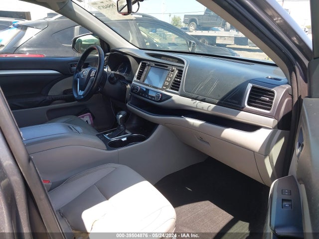 Toyota Highlander Xle V6 2015 5TDJKRFH8FS081996 Image 5