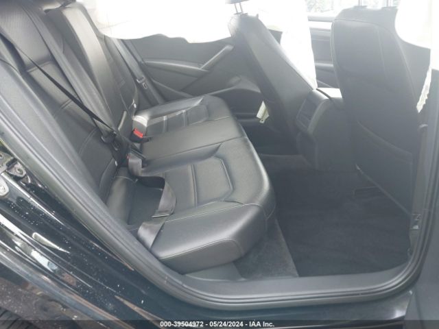 1VWAT7A33FC122627 Volkswagen Passat 1.8t Limited Edition