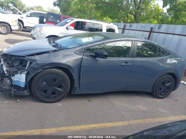 Toyota Prius Le 2023 JTDACAAU9P3000235 Image 15