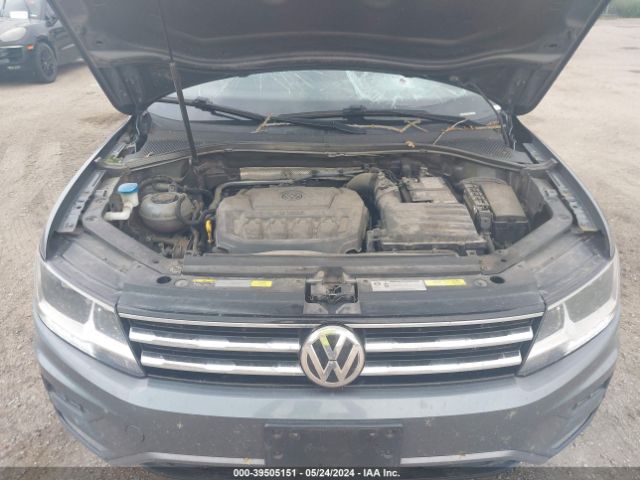 3VV3B7AX5JM024855 Volkswagen Tiguan 2.0t Se/2.0t Sel