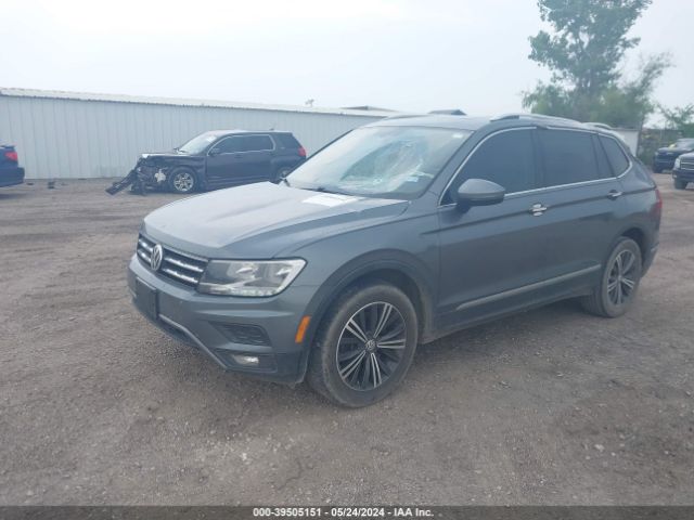 3VV3B7AX5JM024855 Volkswagen Tiguan 2.0t Se/2.0t Sel