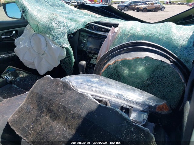 Nissan ROGUE S 2015 5N1AT2MV4FC869250 Image 17