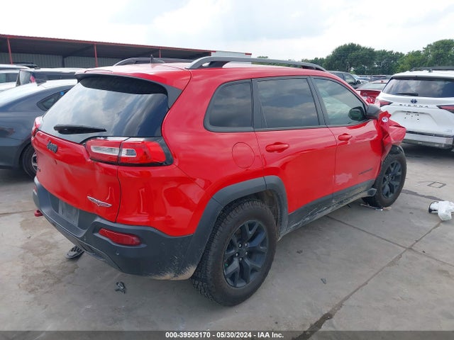 1C4PJMBS6HW588030 Jeep Cherokee Trailhawk 4x4