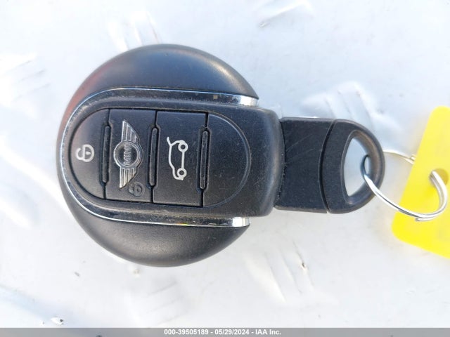 2016 MINI CLUBMAN WMWLN5C59G2E06778 Photo 10