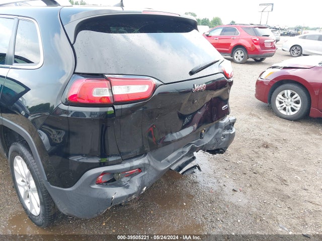 1C4PJLLX8JD524268 Jeep Cherokee Latitude Plus Fwd