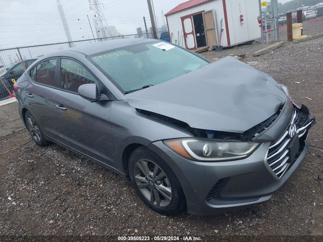 2018 5NPD84LF7JH324942 main image