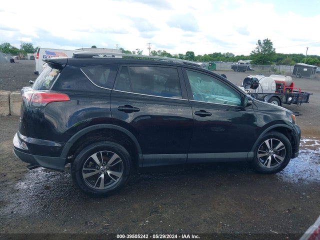 Toyota Rav4 Xle 2017 2T3RFREV8HW585240 Image 14