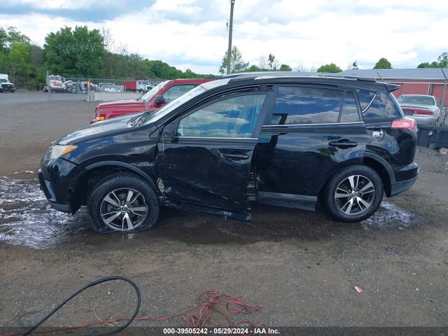 Toyota Rav4 Xle 2017 2T3RFREV8HW585240 Image 15