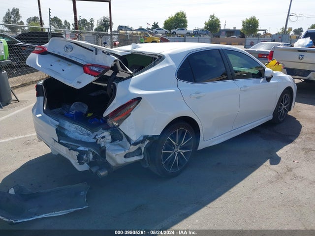 Toyota CAMRY SE 2022 4T1G11AK8NU689119 Image 4