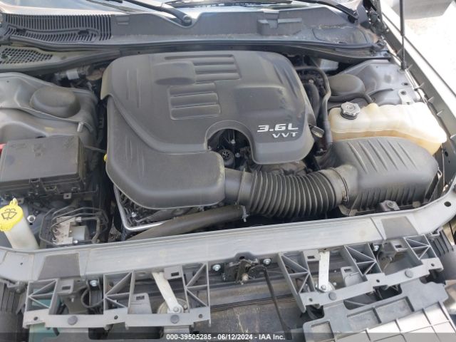 2C3CDZJG2KH574622 Dodge Challenger Gt