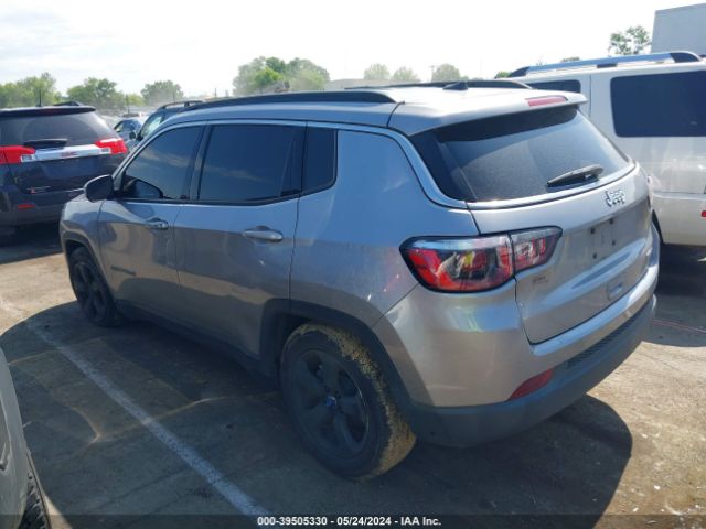 3C4NJCBB6KT636673 Jeep Compass Latitude Fwd