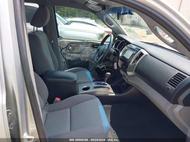 Toyota Tacoma Prerunner 2014 5TFJX4GNXEX032736 Image 5