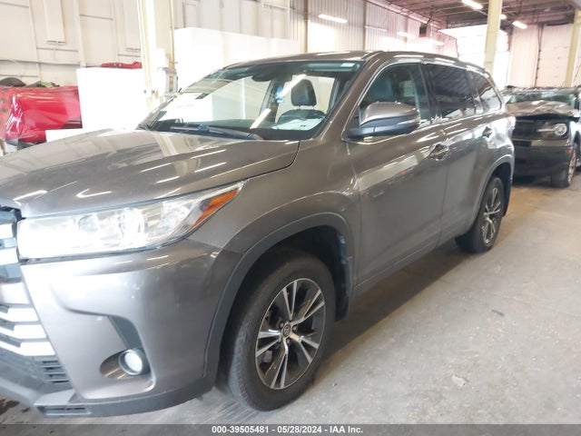 Toyota Highlander Le Plus 2017 5TDBZRFH0HS388405 Image 17