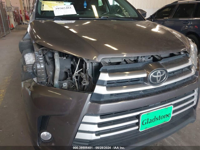 Toyota Highlander Le Plus 2017 5TDBZRFH0HS388405 Image 18
