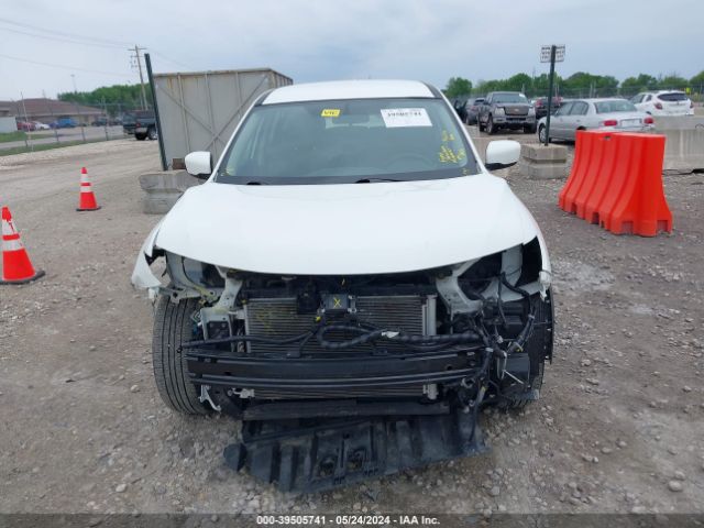 5N1AT2MV2JC717167 Nissan ROGUE S