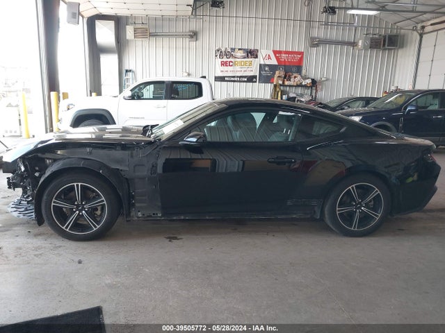 Ford Mustang Ecoboost Fastback 2024 1FA6P8TH4R5107323 Image 15