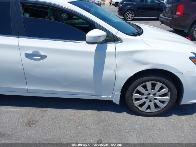 Nissan SENTRA S 2018 3N1AB7AP2JY319428 Image 12