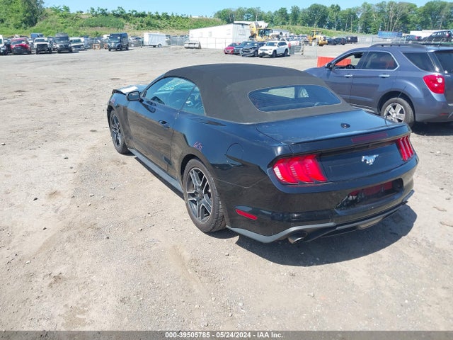Ford Mustang Ecoboost Premium 2018 1FATP8UH4J5156656 Image 3