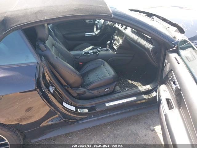 Ford Mustang Ecoboost Premium 2018 1FATP8UH4J5156656 Image 5