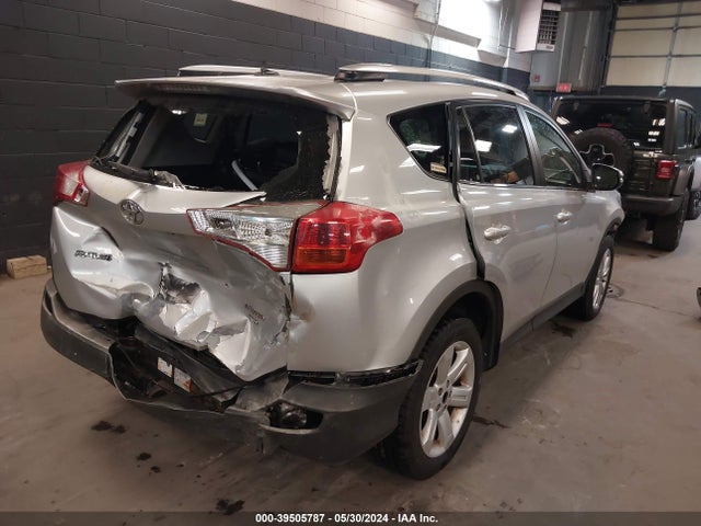 Toyota Rav4 Limited 2015 JTMDFREV0FD162883 Image 4