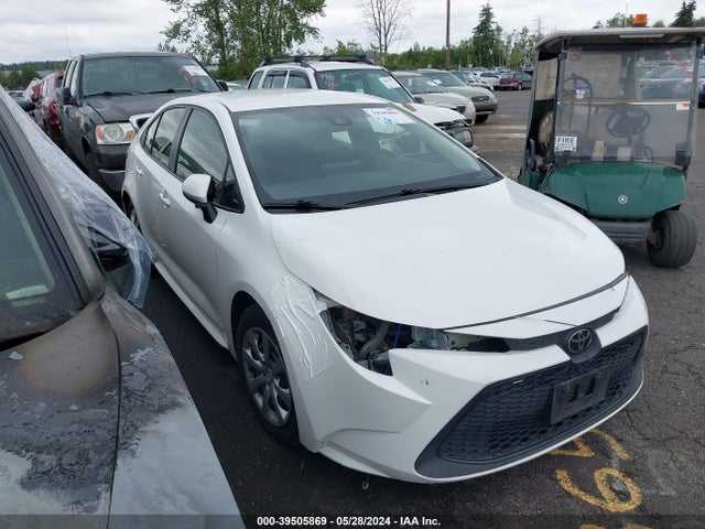 Toyota COROLLA LE 2022 JTDEPMAE2N3005757 zdjęcie główne