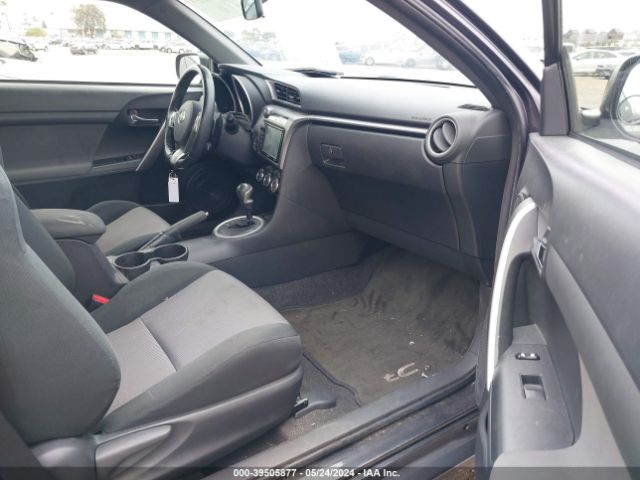 JTKJF5C77GJ016539 Scion TC