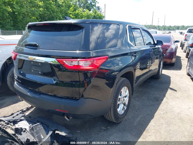 Chevrolet Traverse Ls 2019 1GNEVFKWXKJ112482 Image 4
