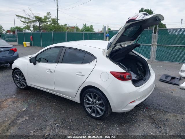3MZBN1M3XJM169779 Mazda Mazda3 Grand Touring
