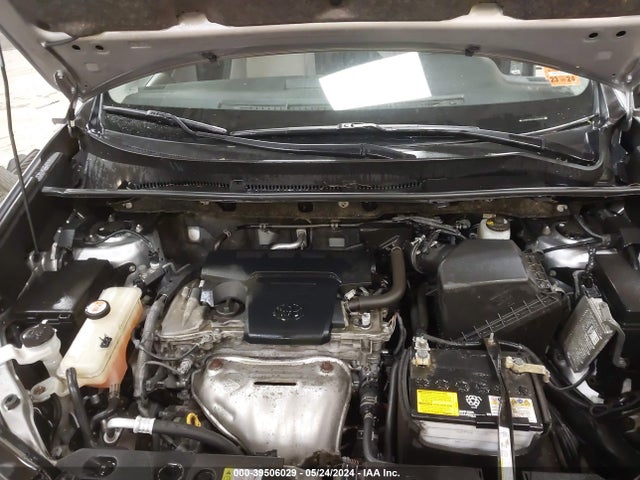 Toyota Rav4 Xle 2018 JTMRFREVXJD245669 Image 10
