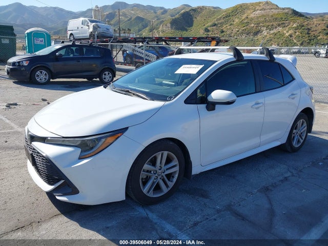 Toyota COROLLA SE 2022 JTND4MBE4N3183281 Image 2