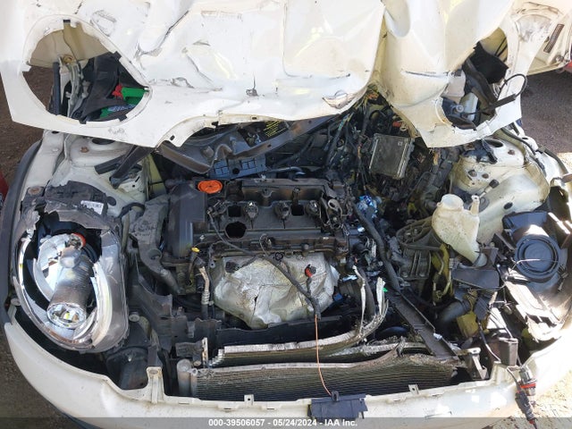 2010 MINI COOPER WMWMF3C50ATZ62482 Photo 9