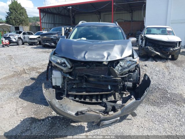 5N1AT2MT6FC825605 Nissan ROGUE SV