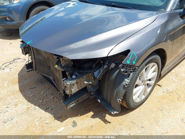 Toyota CAMRY LE 2022 4T1C11AK5NU653855 Image 6