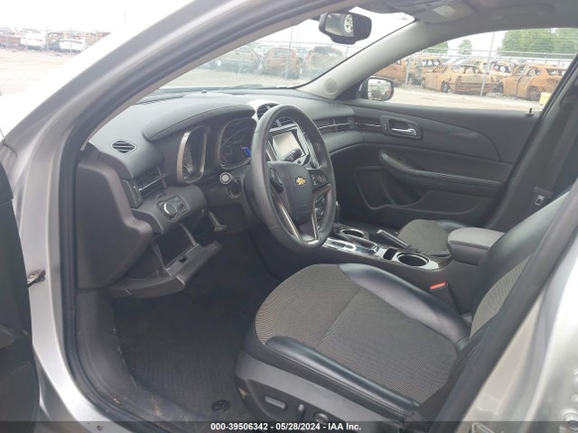 Chevrolet MALIBU 1LT 2015 1G11C5SL3FF104156 Image 5
