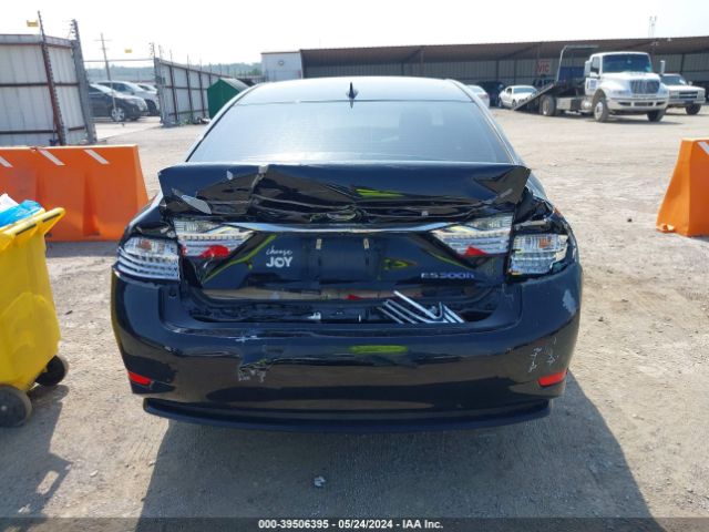 JTHBW1GG2F2093907 Lexus ES 300H