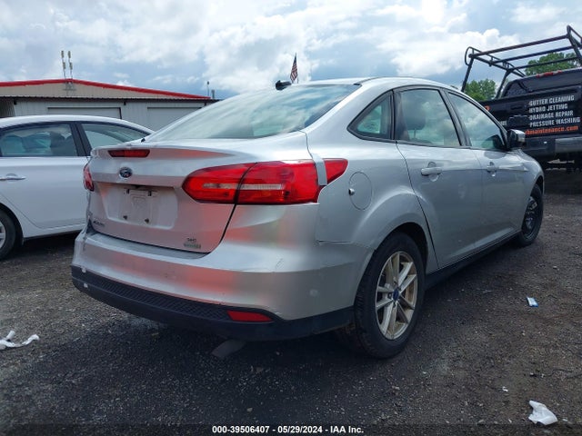 Ford FOCUS SE 2017 1FADP3FE1HL266158 Image 4