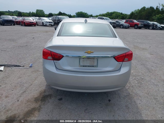 Chevrolet IMPALA 1LT 2018 2G1105S35J9129103 Image 16