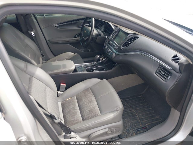 Chevrolet IMPALA 1LT 2018 2G1105S35J9129103 Image 5