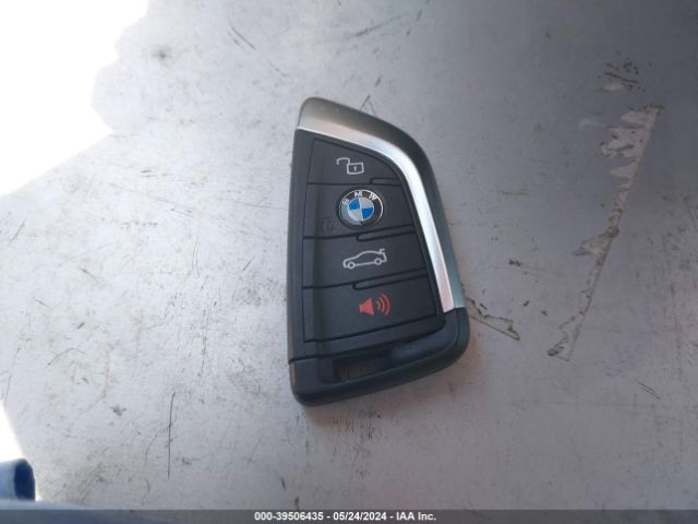 3MW69FF06R8E27175 BMW 3 Series 330i