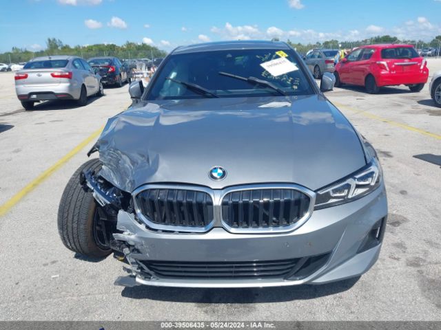 3MW69FF06R8E27175 BMW 3 Series 330i