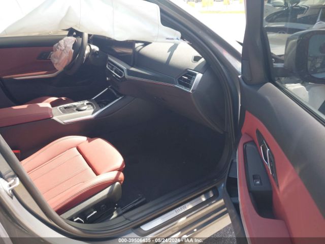 3MW69FF06R8E27175 BMW 3 Series 330i