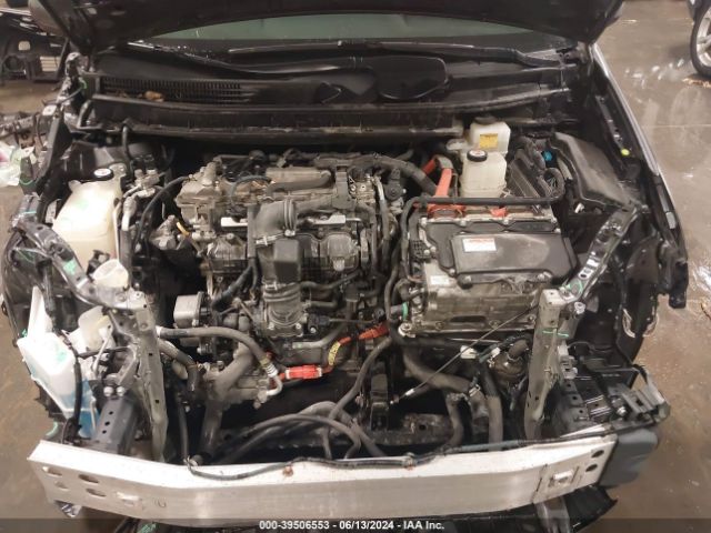 JTDZN3EU3HJ065758 Toyota Prius V Three