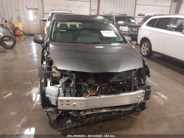 JTDZN3EU3HJ065758 Toyota Prius V Three