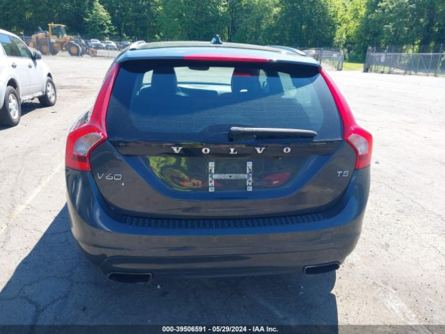 YV140MEM4F1260886 Volvo V60 T5 Platinum