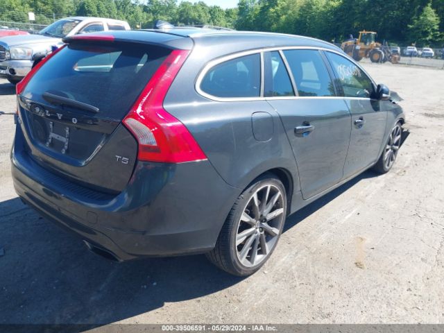 YV140MEM4F1260886 Volvo V60 T5 Platinum
