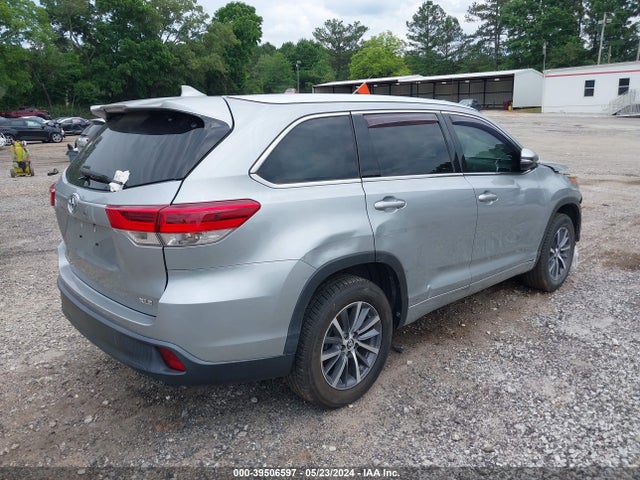 5TDKZRFH7HS523394 Toyota Highlander Xle