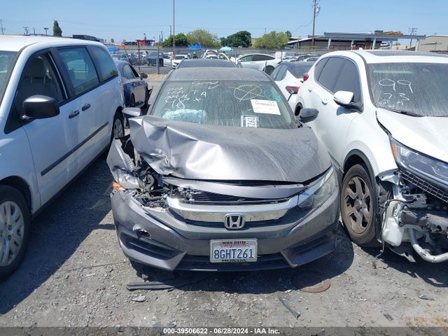 Honda Civic Lx 2018 2HGFC2F54JH601930 Image 12