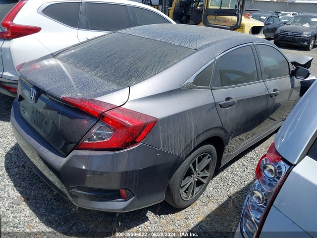 Honda Civic Lx 2018 2HGFC2F54JH601930 Image 4