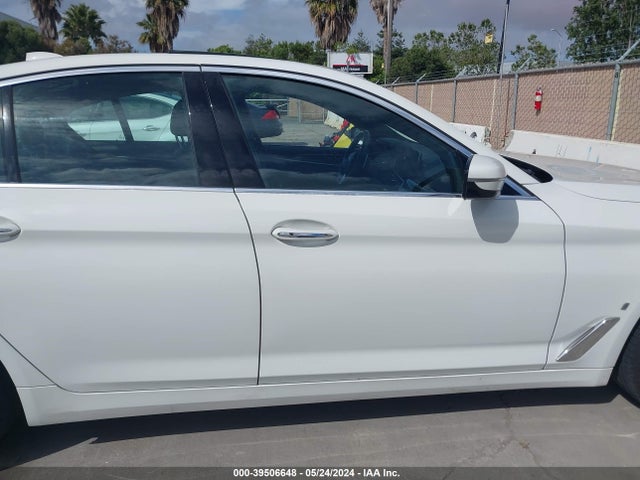 WBAJA9C58JG622865 BMW 530e Iperformance